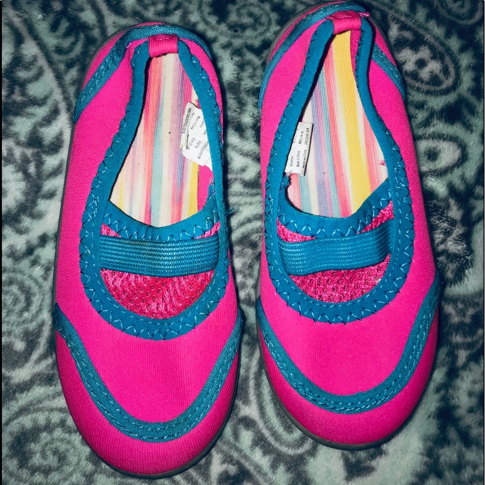 Girls Shoe Bundle of 3 (Size 7/8) - Picture 5 of 5